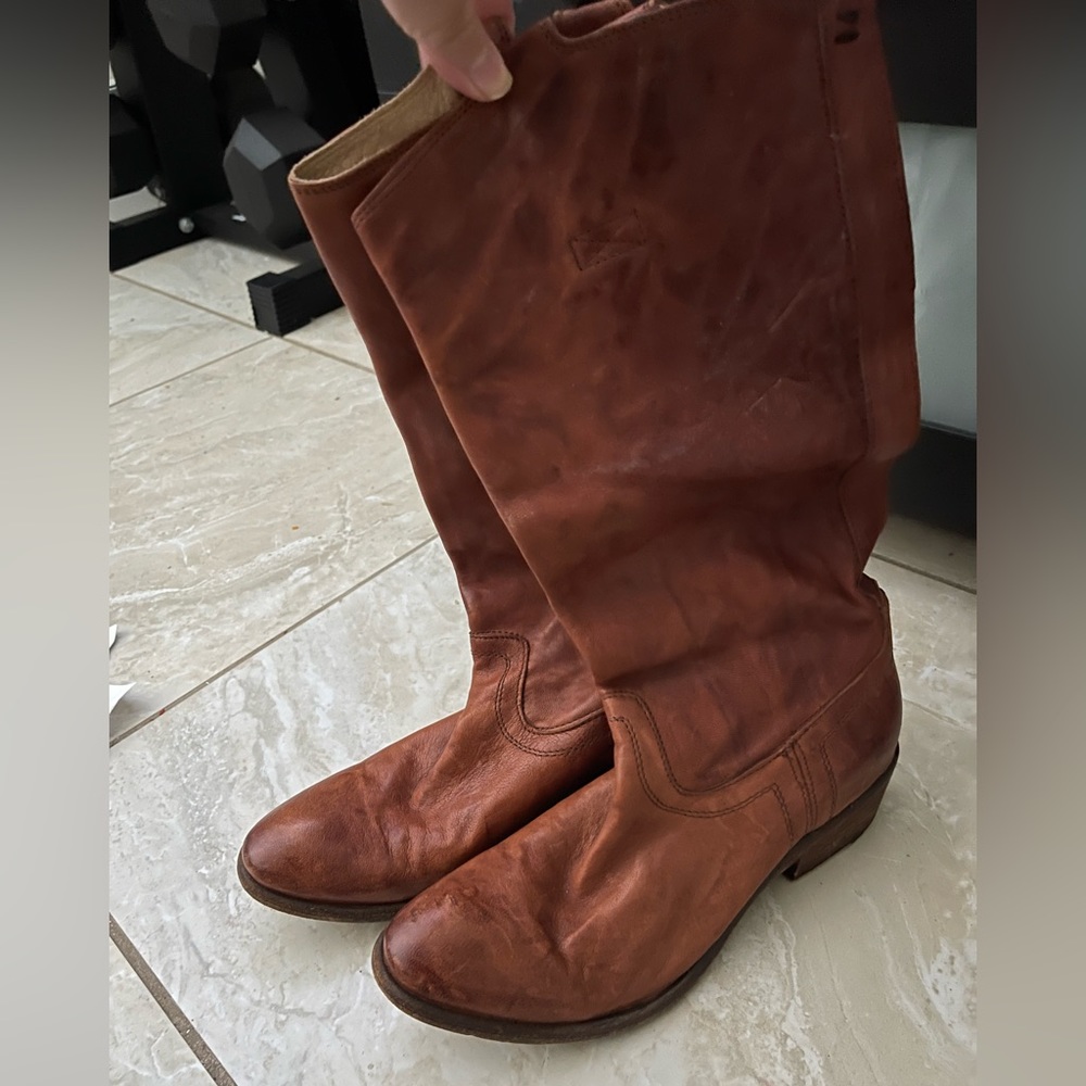 FRYE brown 9 boots